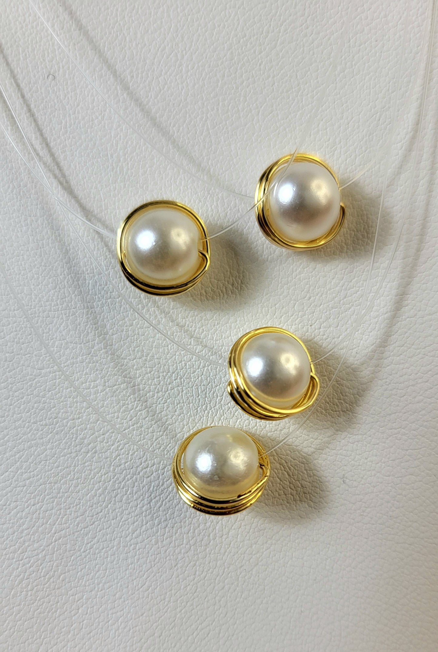 Necklace Invisible Pearl