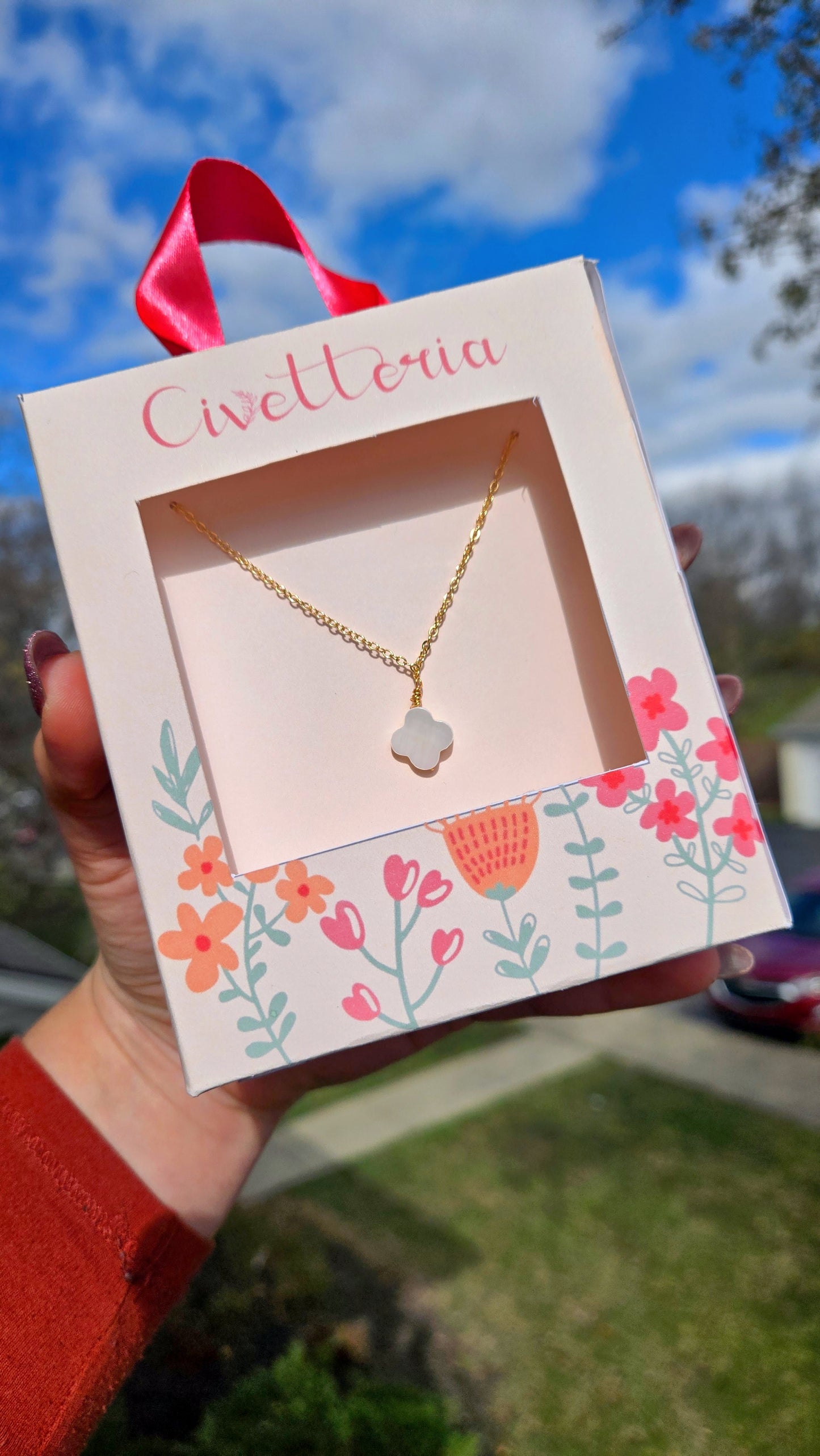 Chain Clover