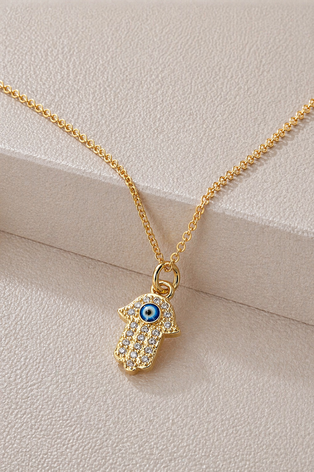 Chain Hamsa