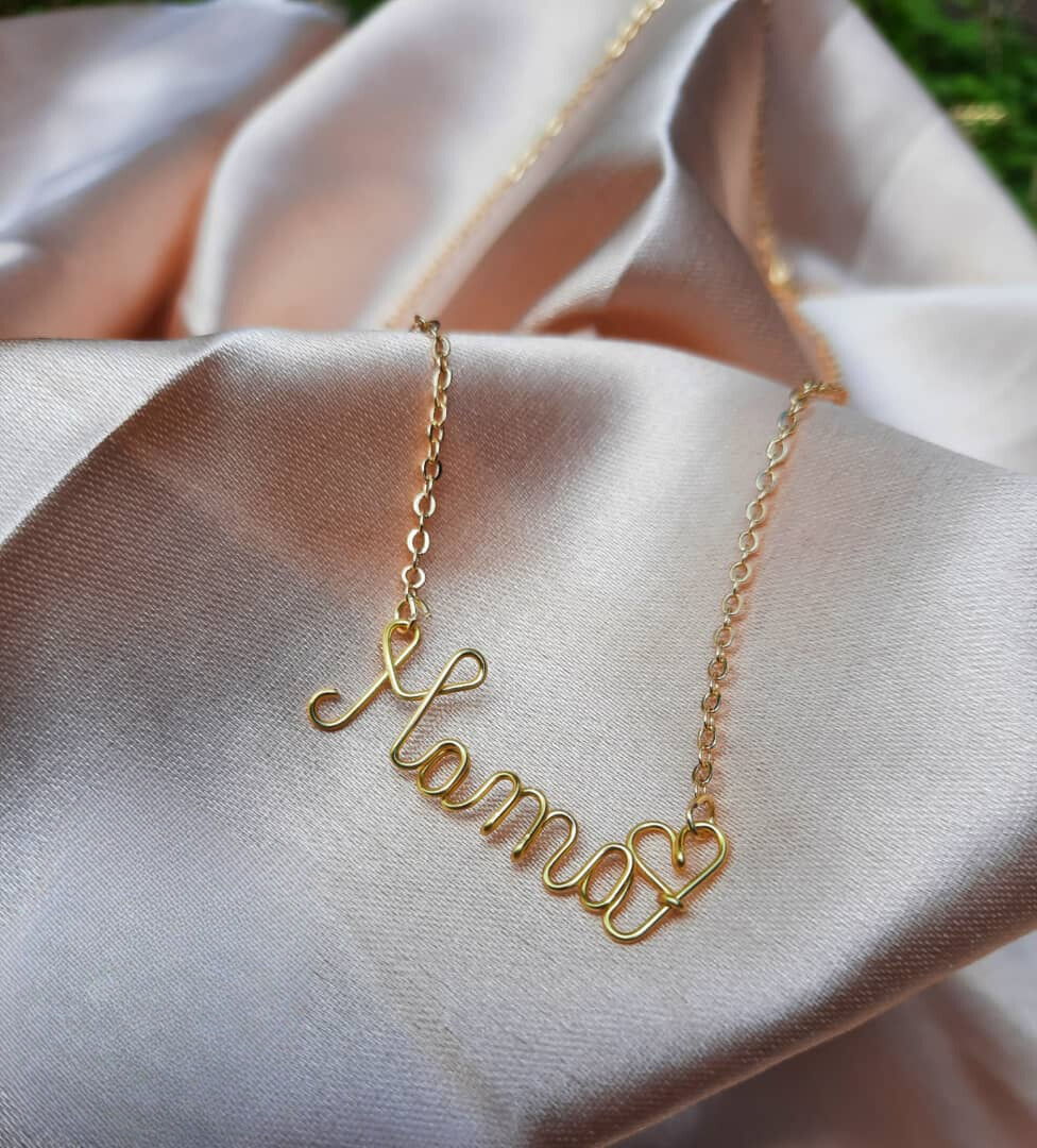Collares con Nombres Personalizados